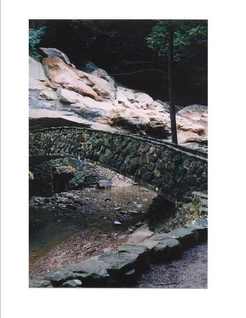 rock_bridge.jpg