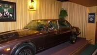 stars_cars105.jpg